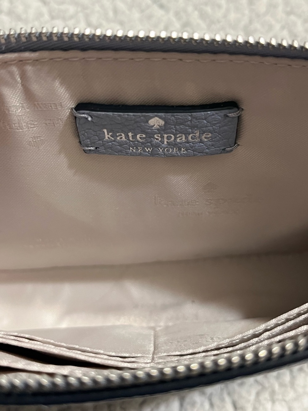 Kate Spade Leila Snake Embossed Convertible
Wristlet & Wallet
BUNDLE - Picture 8 of 11